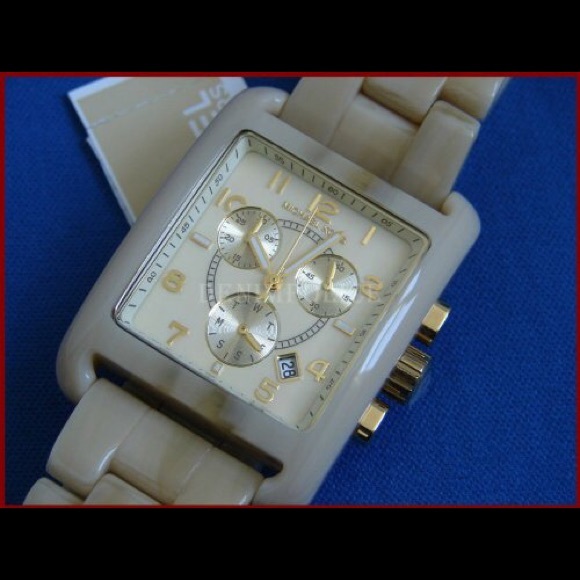 Michael Kors Jet Set Horn rectangle watch - Picture 3 of 4